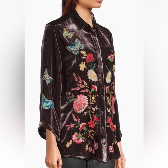 Johnny Was Small Floral Embroidered Velvet Kimono Sleeve Blouse Coffee Bean NWT - Picture 13 of 15